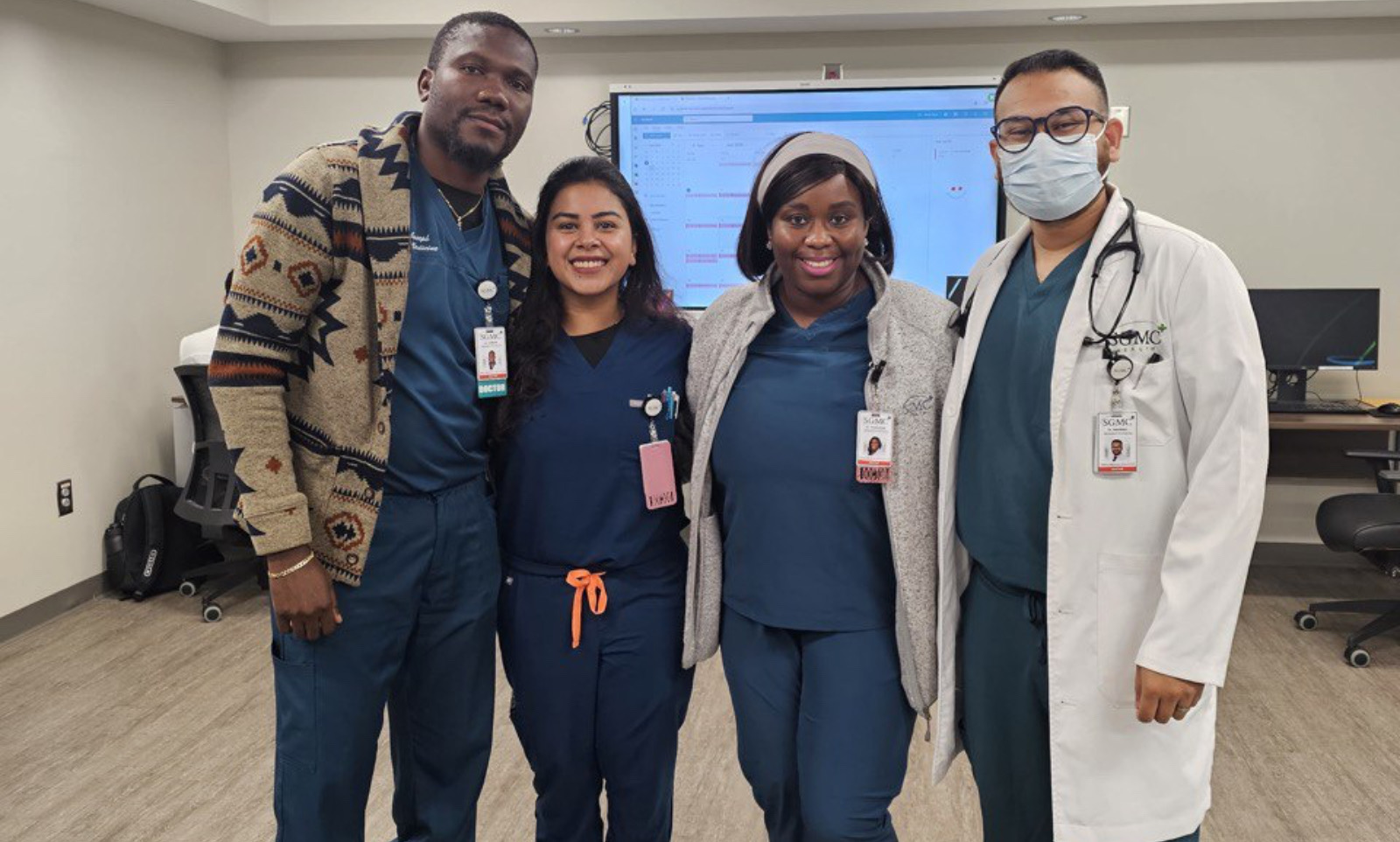 Matching scrubs π¨π½ββοΈπ©π»ββοΈπ©π½ββοΈπ©Ί