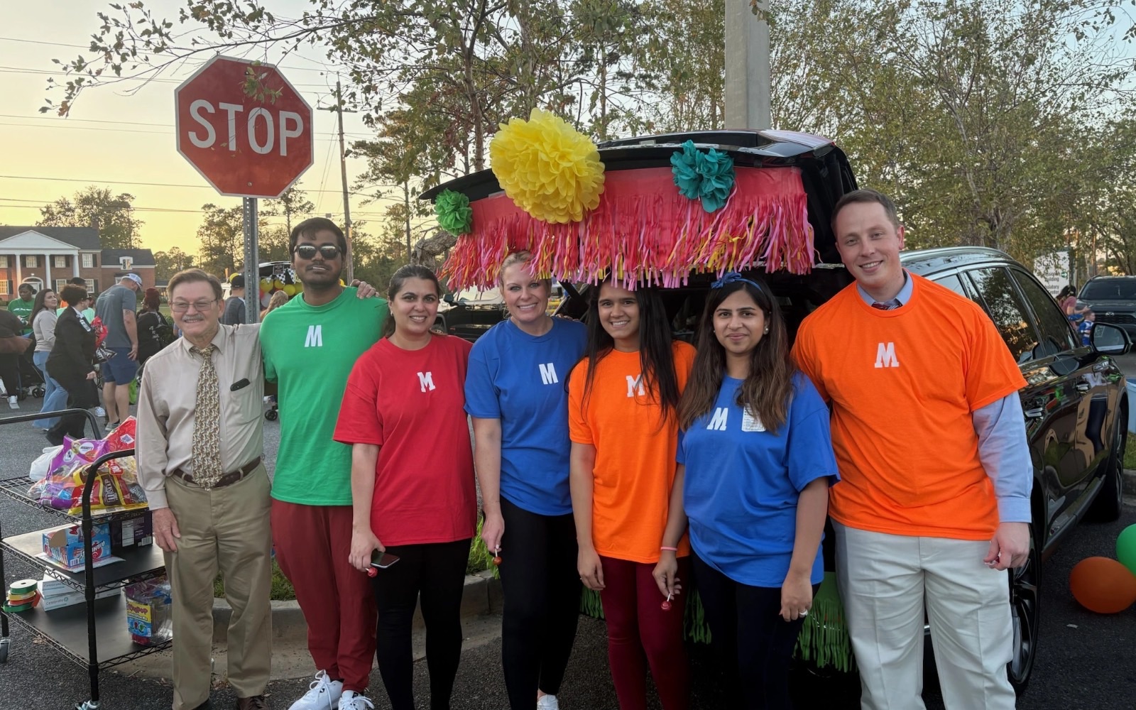 SGMC Health Employee Trunk or Treat Group Photo! 👻🎃